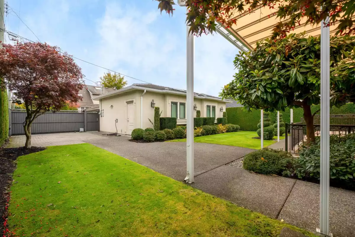 Community Amenities Photo (Clubhouse) of 1461 W 47th Avenue, Vancouver, BC