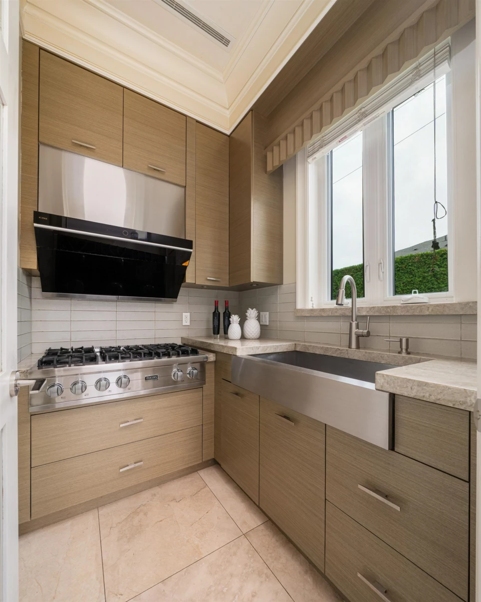 Guest Bathroom Photo of 1461 W 47th Avenue, Vancouver, BC