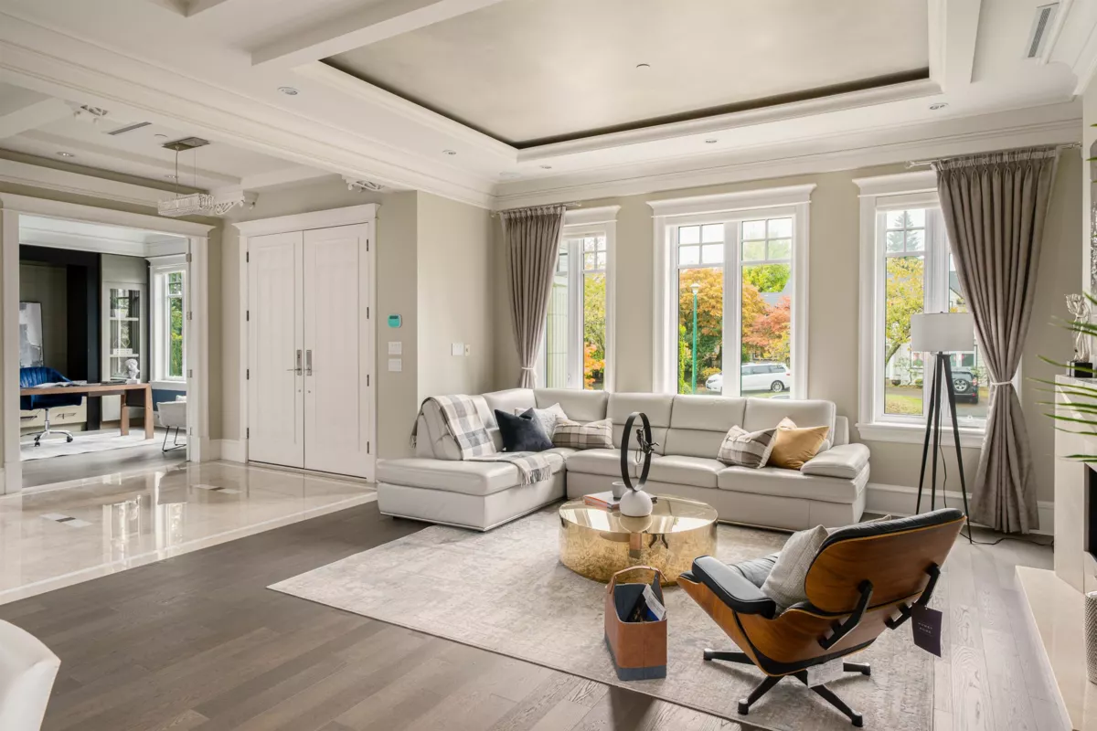 Kitchen Island Photo of 1461 W 47th Avenue, Vancouver, BC