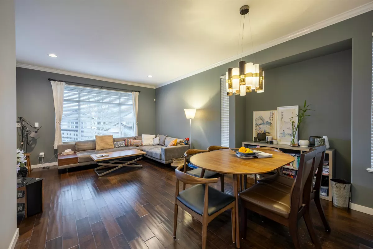 Kitchen Island Photo of 2503 Quartz Place, Coquitlam, BC