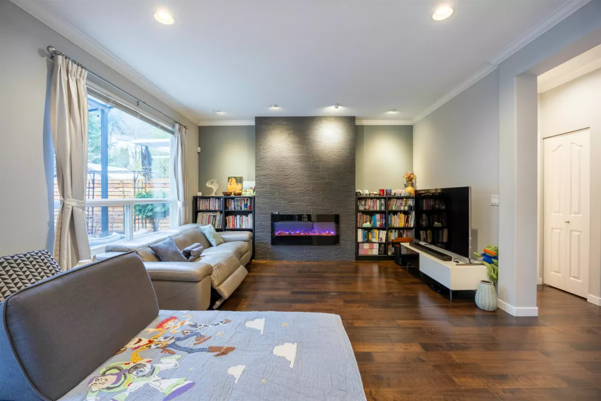 Living Room Photo of 2503 Quartz Place, Coquitlam, BC