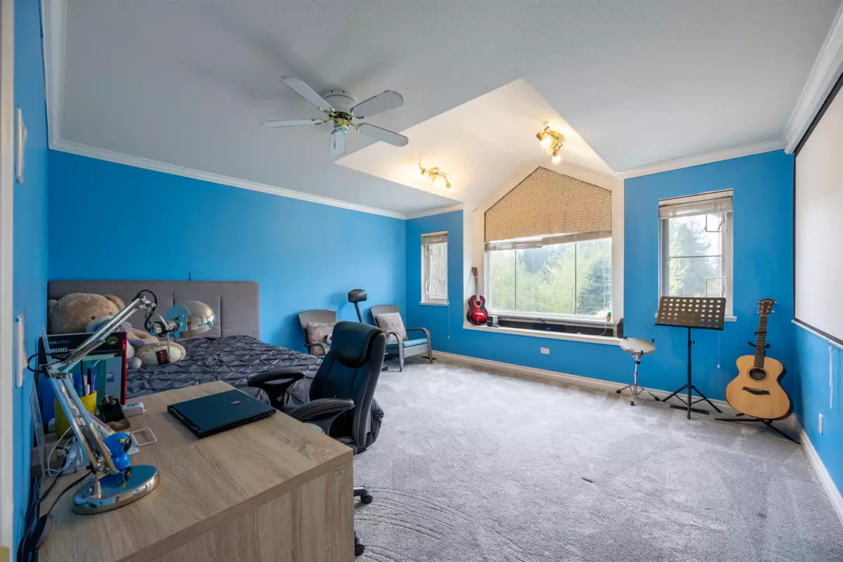 Hallway Photo of 13046 250 Street, Maple Ridge, BC