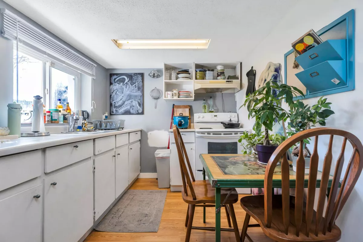 Outdoor Kitchen Photo of 125 N Gilmore Avenue, Burnaby, BC