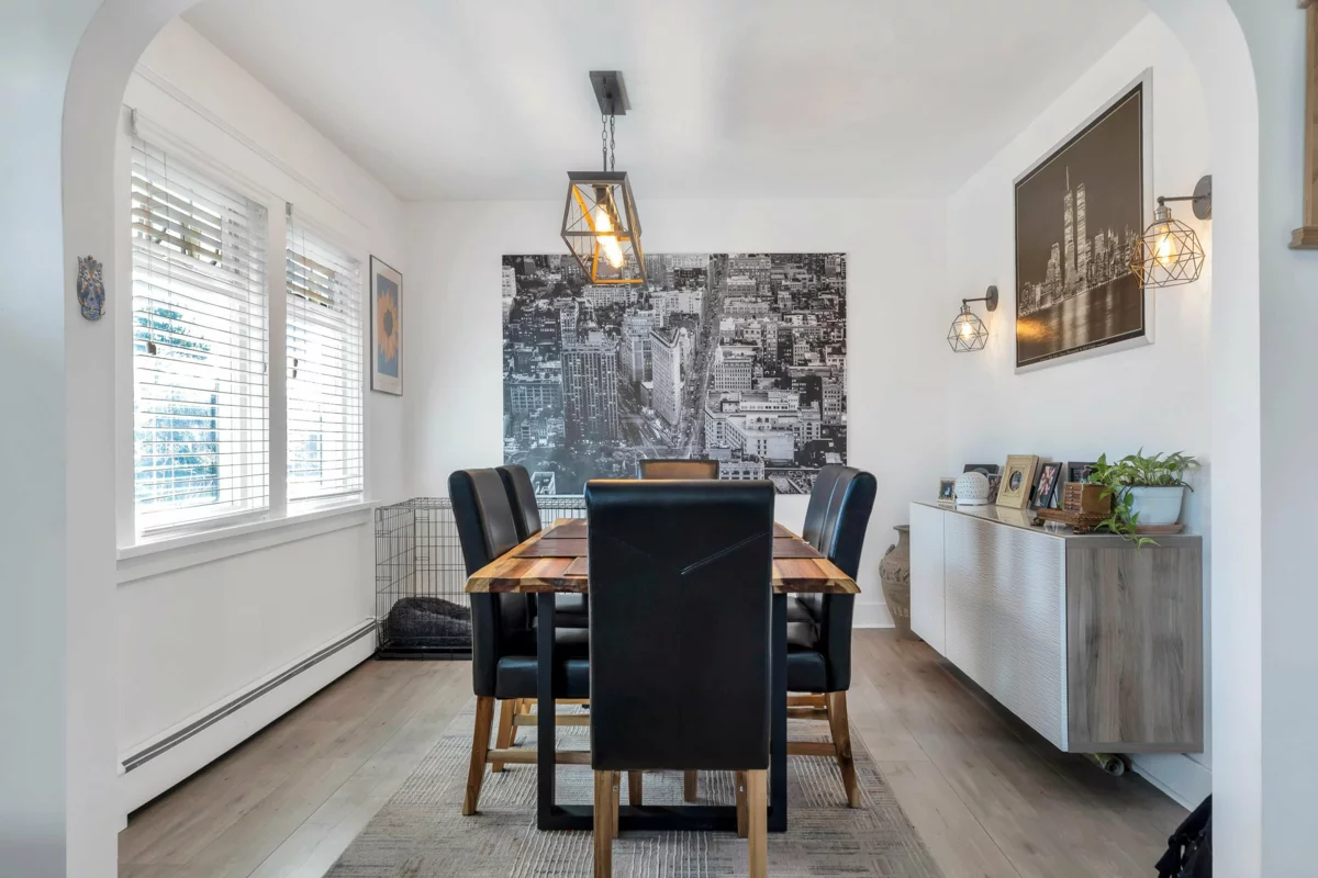 Primary Bedroom Photo of 125 N Gilmore Avenue, Burnaby, BC