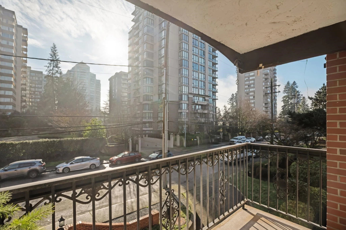 Office / Den Photo of 208 707 Hamilton Street, New Westminster, BC