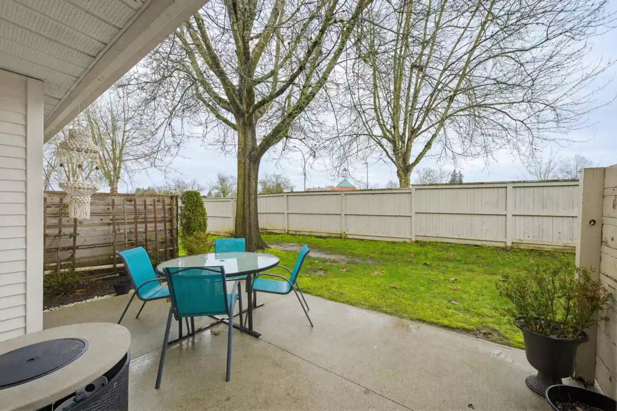 Front Yard Photo of 15 9045 Walnut Grove Drive, Langley, BC