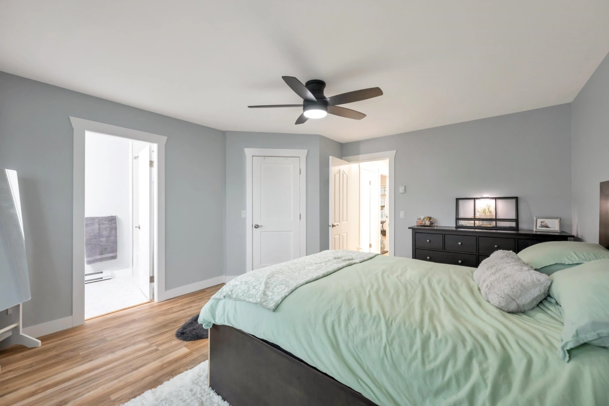 Laundry Room Photo of 15 9045 Walnut Grove Drive, Langley, BC