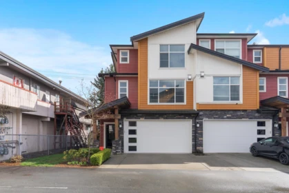 Breakfast Nook Photo of 23 46570 Macken Avenue, Chilliwack, BC