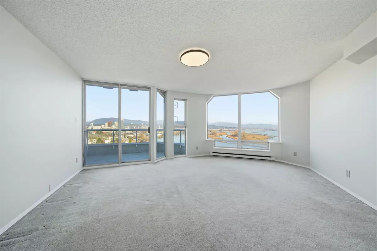 Basement Recreation Room Photo of 1703 71 Jamieson Court, New Westminster, BC