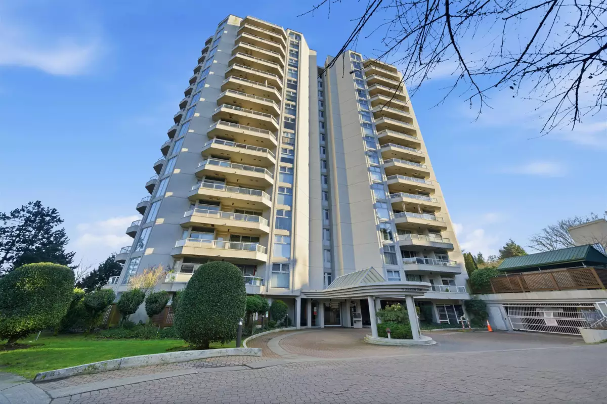 Outdoor Kitchen Photo of 1703 71 Jamieson Court, New Westminster, BC
