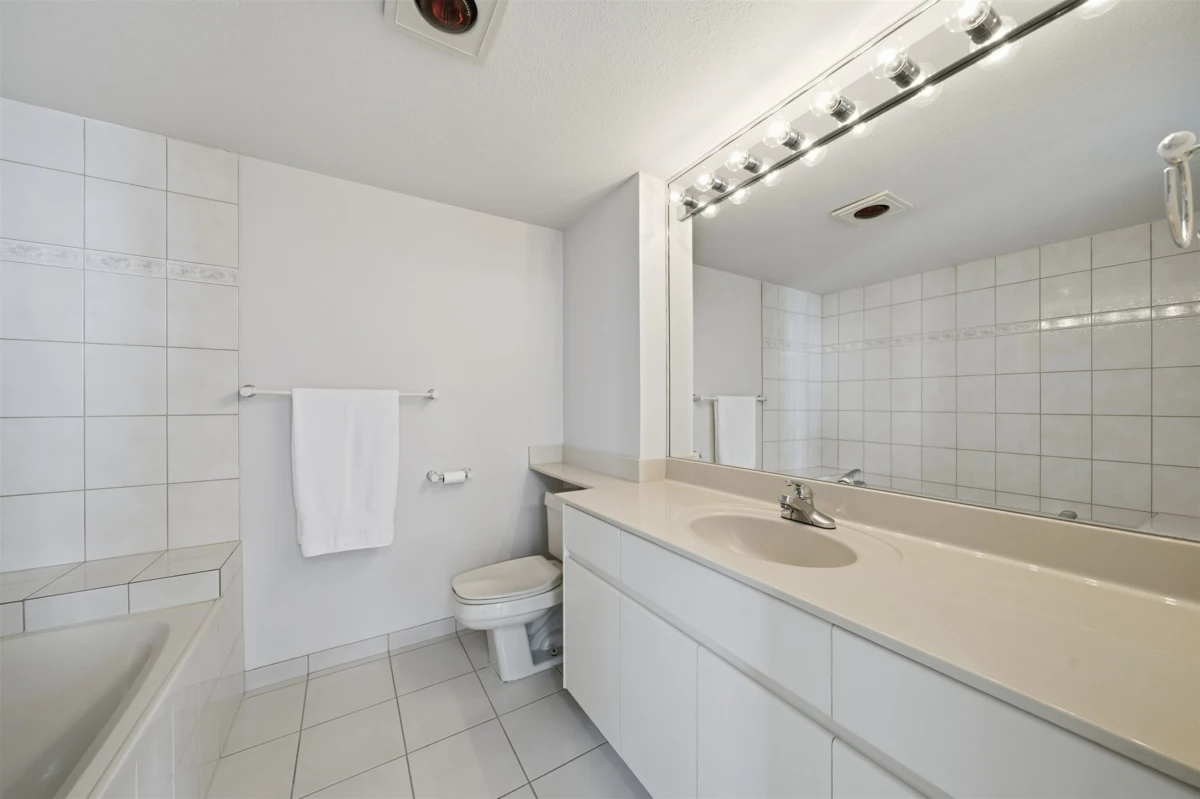 Walk-In Closet Photo of 1703 71 Jamieson Court, New Westminster, BC