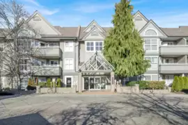 212 6557 121 Street, Surrey, BC