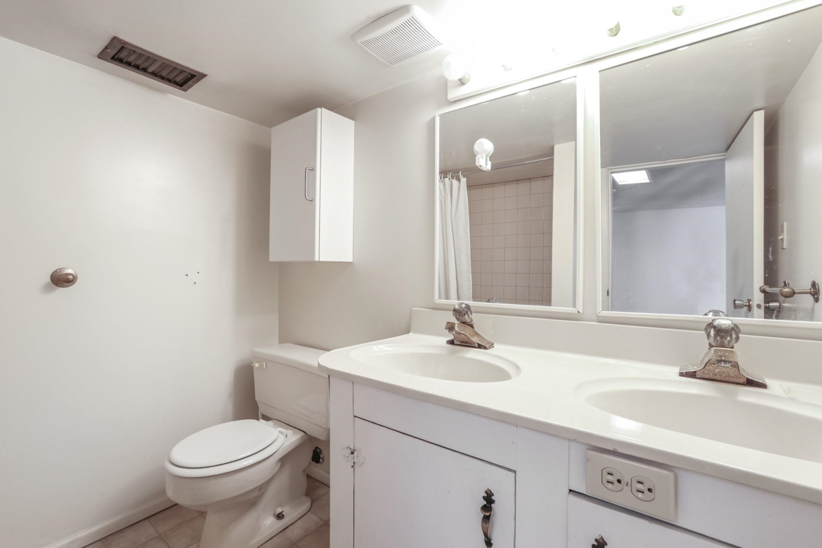 Hallway Photo of 3962 W 22nd Avenue, Vancouver, BC