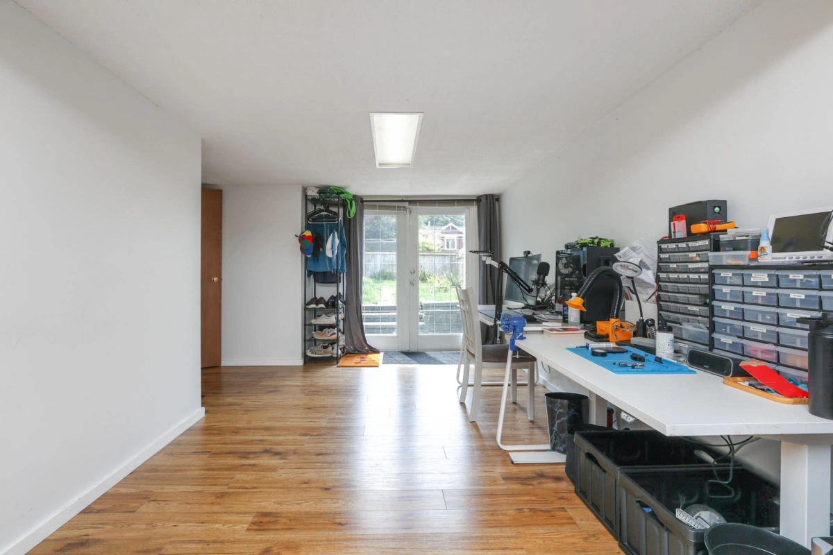 Laundry Room Photo of 3962 W 22nd Avenue, Vancouver, BC