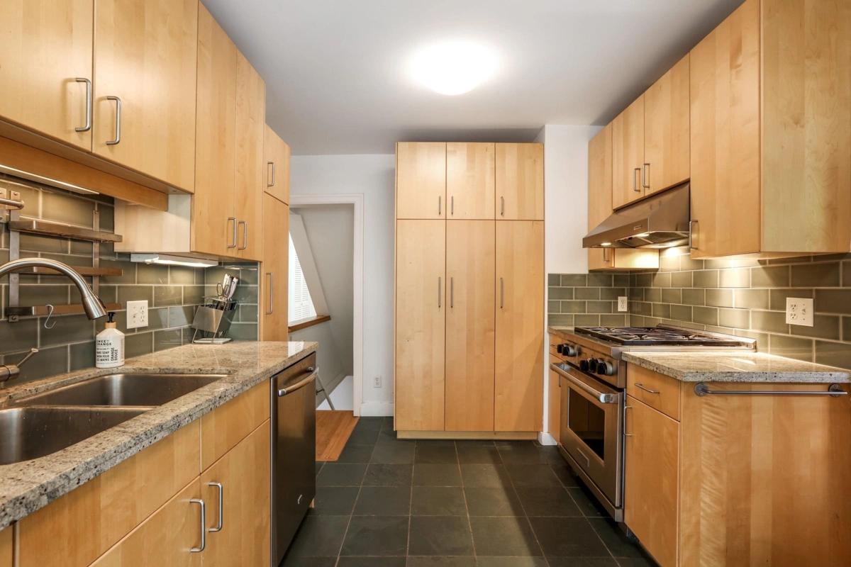 Primary Bedroom Photo of 3962 W 22nd Avenue, Vancouver, BC