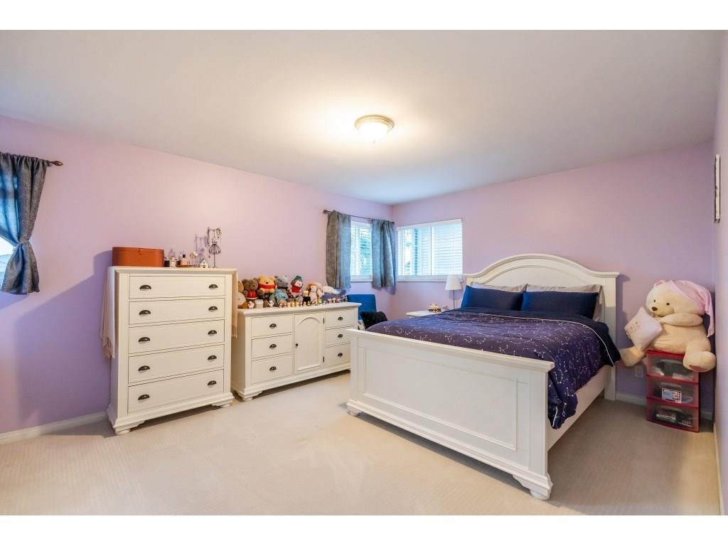 Hallway Photo of 11071 160a Street, Surrey, BC