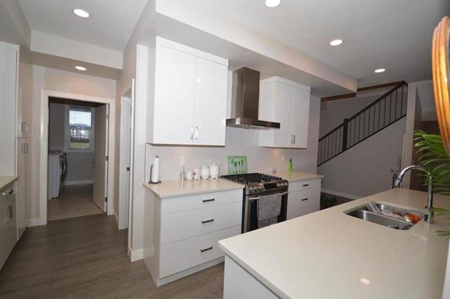 Family Room Photo of 45594 Meadowbrook Drive, Chilliwack, BC