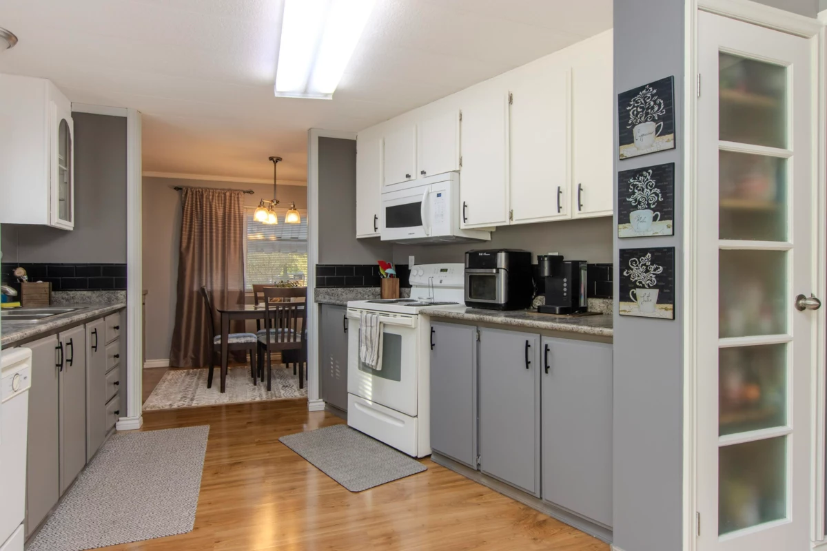 Primary Bathroom Photo of 73 1830 Mamquam Road, Squamish, BC