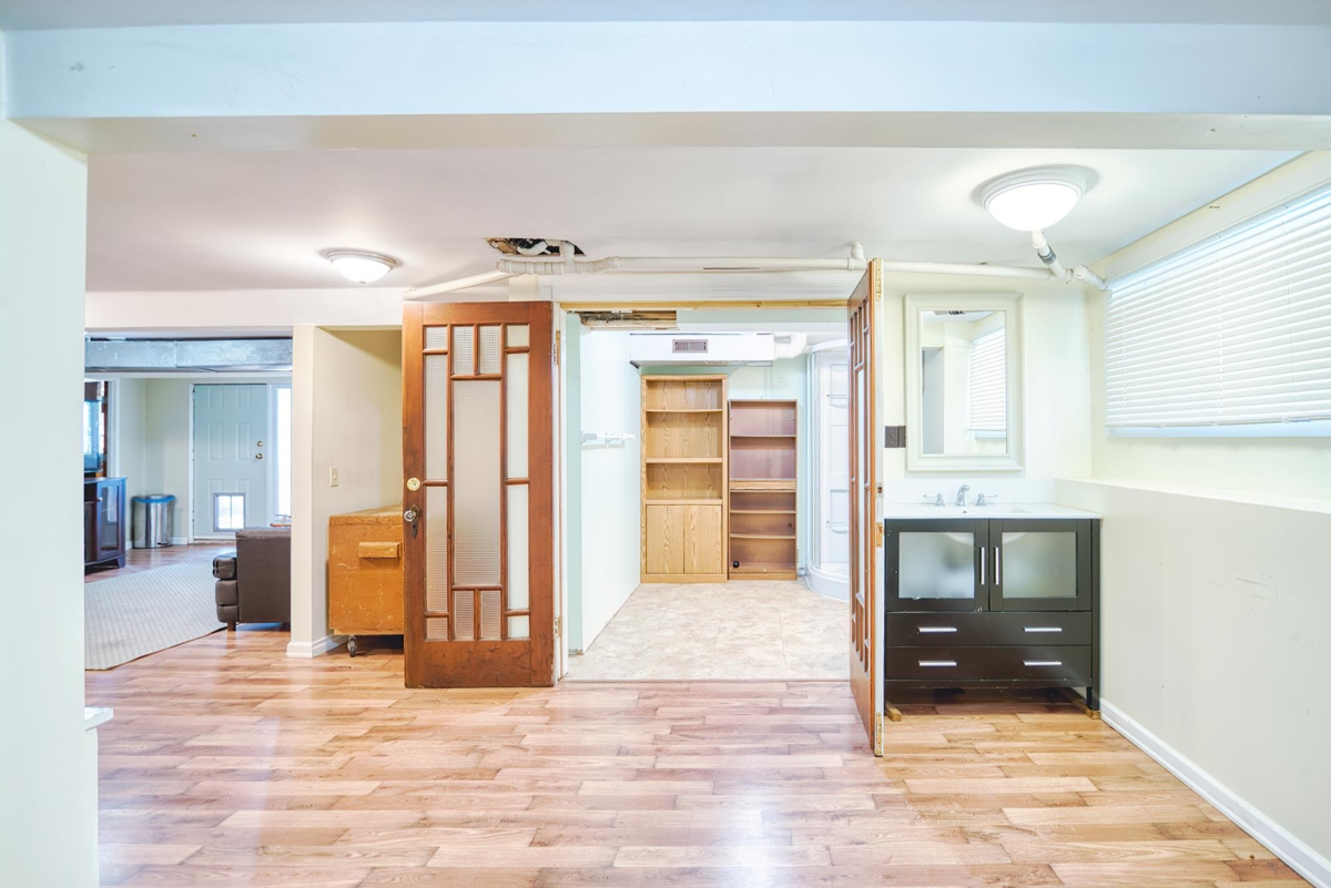 Outdoor Deck Photo of 1106 A & B Gladwin Trail Road, Roberts Creek, BC