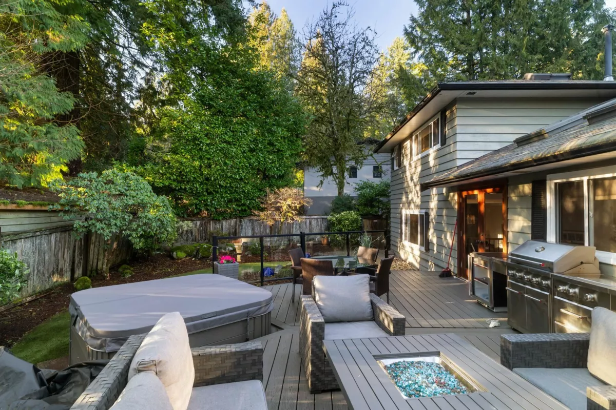 Basement Recreation Room Photo of 4529 Jerome Place, North Vancouver, BC