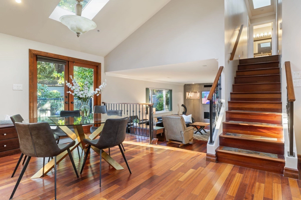 Kitchen Island Photo of 4529 Jerome Place, North Vancouver, BC