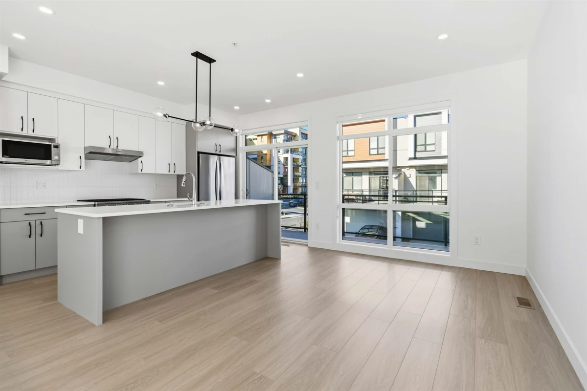 Breakfast Nook Photo of 215 46150 Thomas Road, Chilliwack, BC