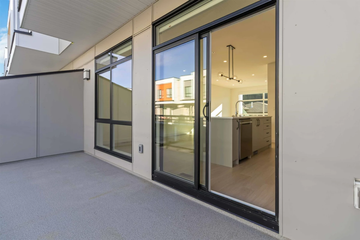 Outdoor Deck Photo of 215 46150 Thomas Road, Chilliwack, BC