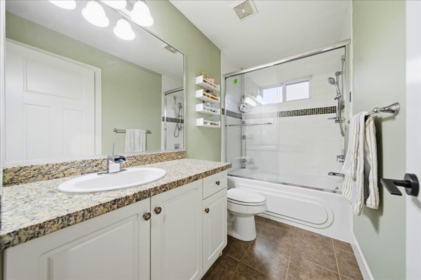 Hallway Photo of 6060 145a Street, Surrey, BC
