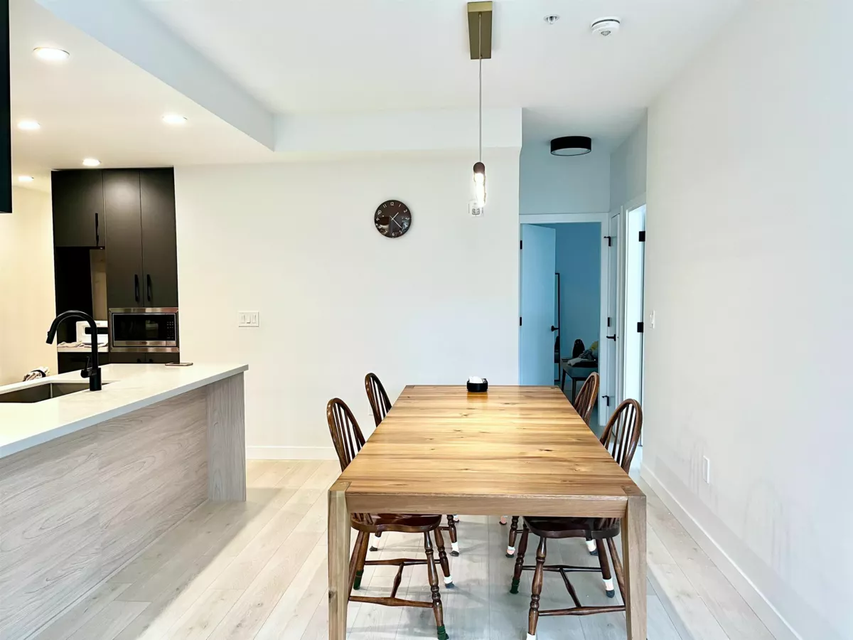 Family Room Photo of 213 3018 St George Street, Port Moody, BC