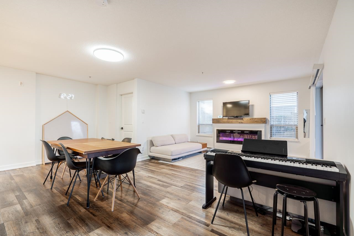 Primary Bedroom Photo of E104 8929 202 Street, Langley, BC