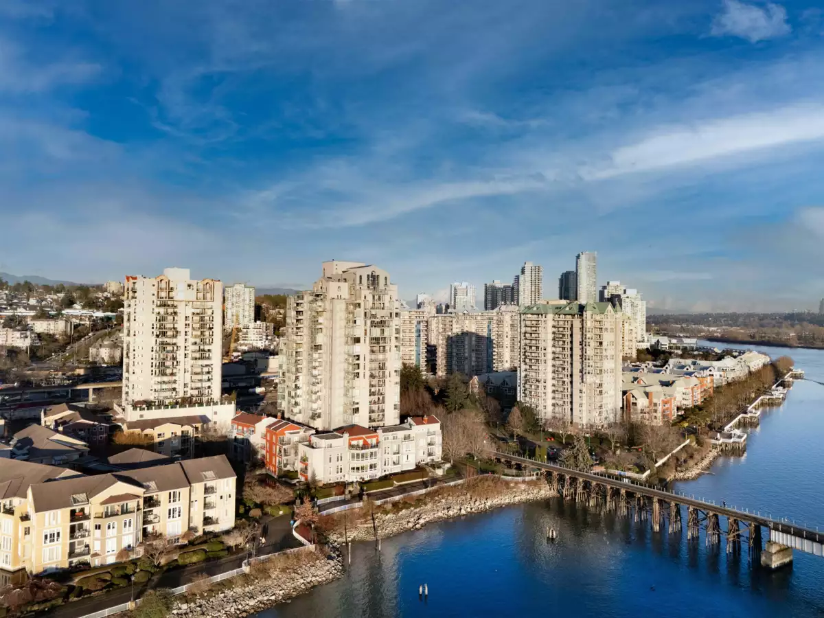 Hot Tub / Spa Photo of 1101 8 Laguna Court, New Westminster, BC