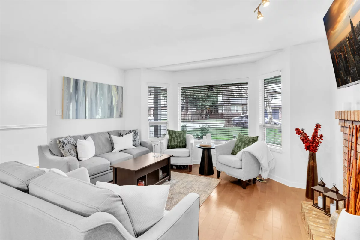 Family Room Photo of 11451 Windward Gate, Richmond, BC