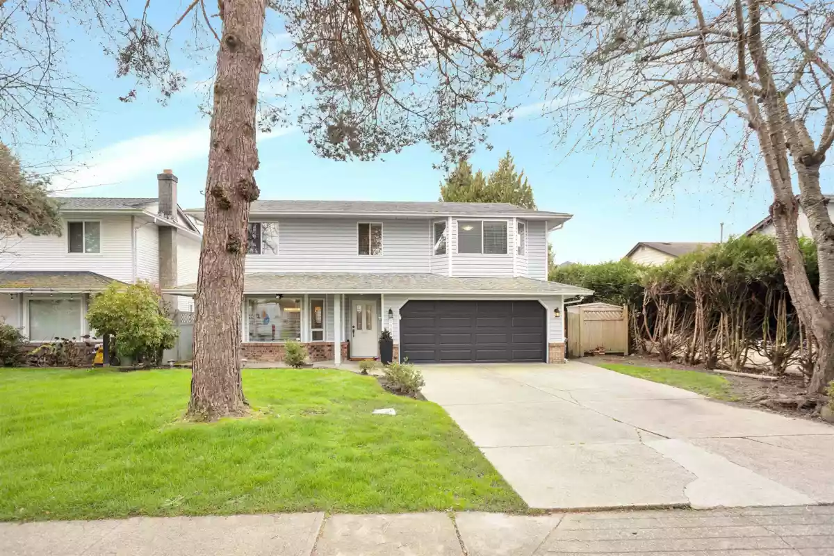 Garage Interior Photo of 11451 Windward Gate, Richmond, BC