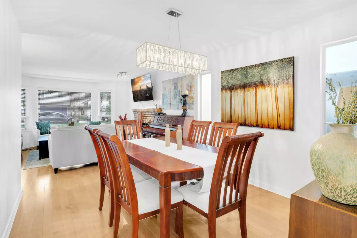 Kitchen Photo of 11451 Windward Gate, Richmond, BC