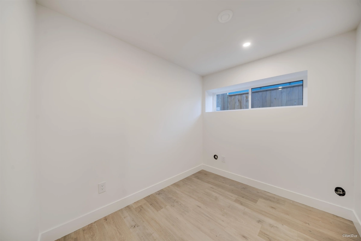 Backyard Photo of 1167 E 63rd Avenue, Vancouver, BC