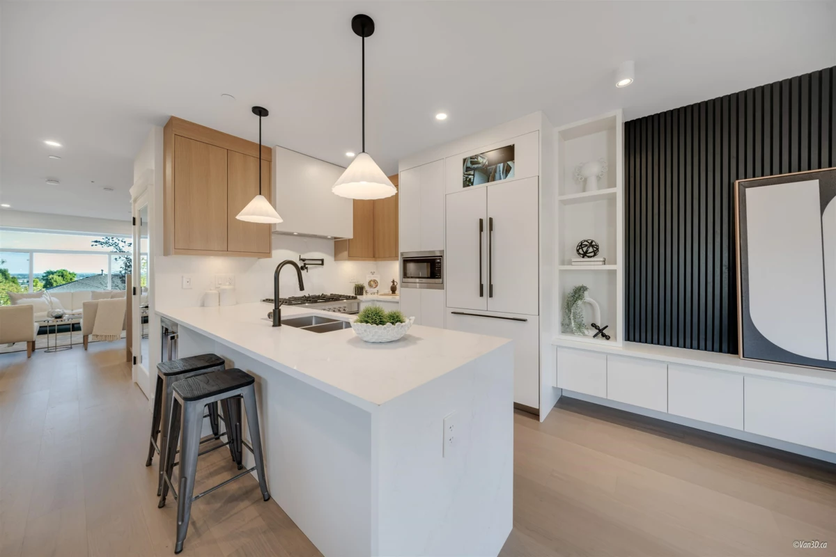 Kitchen Island Photo of 1167 E 63rd Avenue, Vancouver, BC