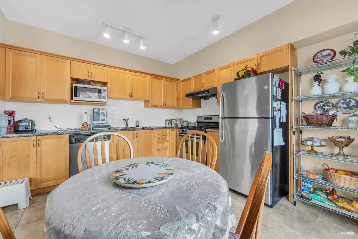 Breakfast Nook Photo of 26 11511 Steveston Highway, Richmond, BC