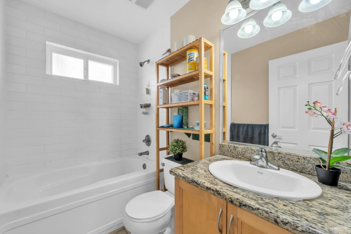 Walk-In Closet Photo of 26 11511 Steveston Highway, Richmond, BC