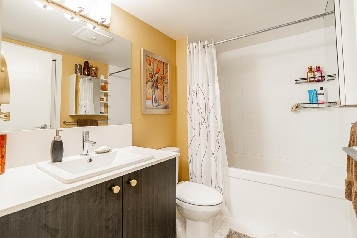 Bedroom 3 Photo of 221 2525 Clarke Street, Port Moody, BC