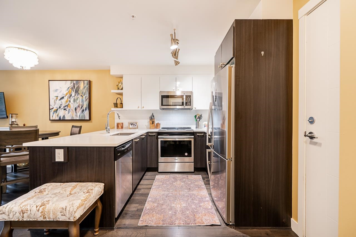 Kitchen Island Photo of 221 2525 Clarke Street, Port Moody, BC