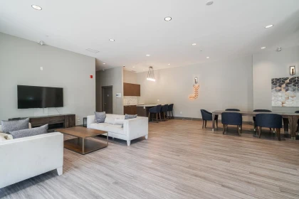 Entry Foyer Photo of 221 2525 Clarke Street, Port Moody, BC
