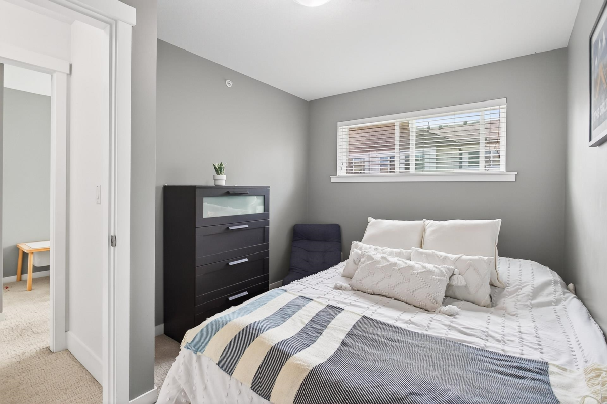 Front Yard Photo of 37 8250 209b Street, Langley, BC