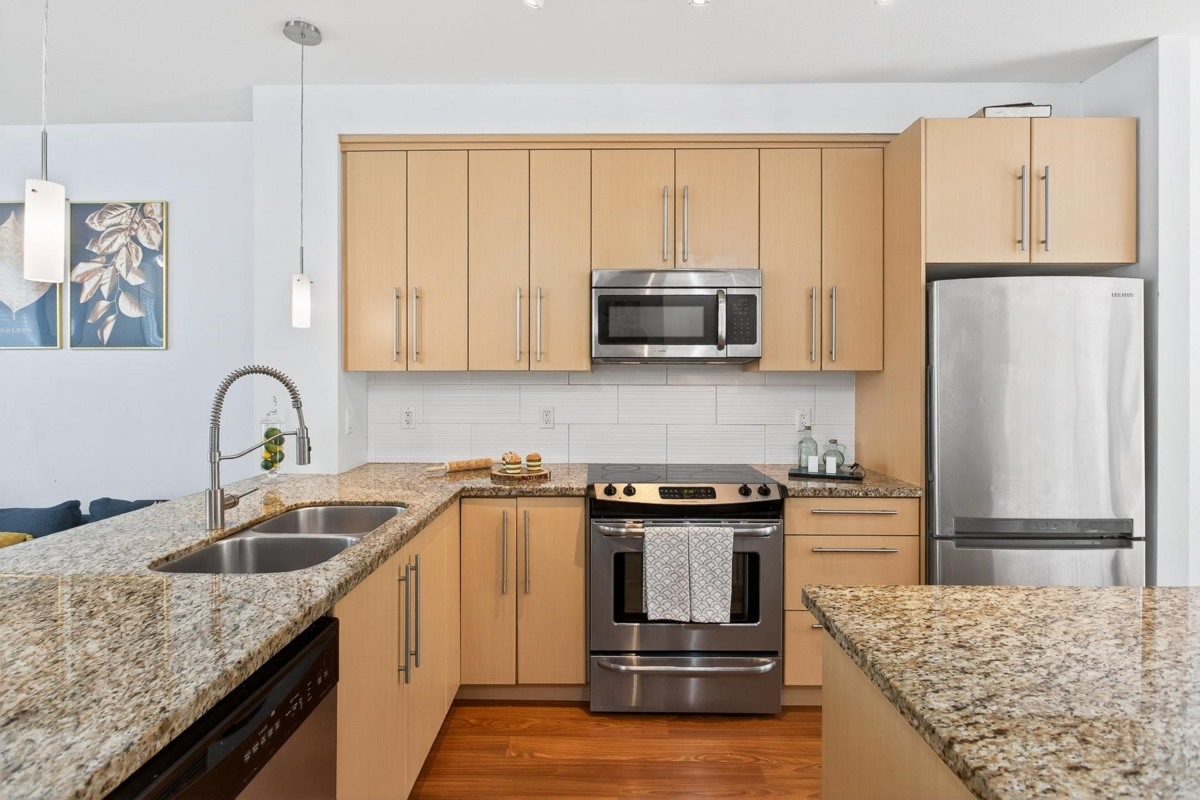 Primary Bathroom Photo of 37 8250 209b Street, Langley, BC