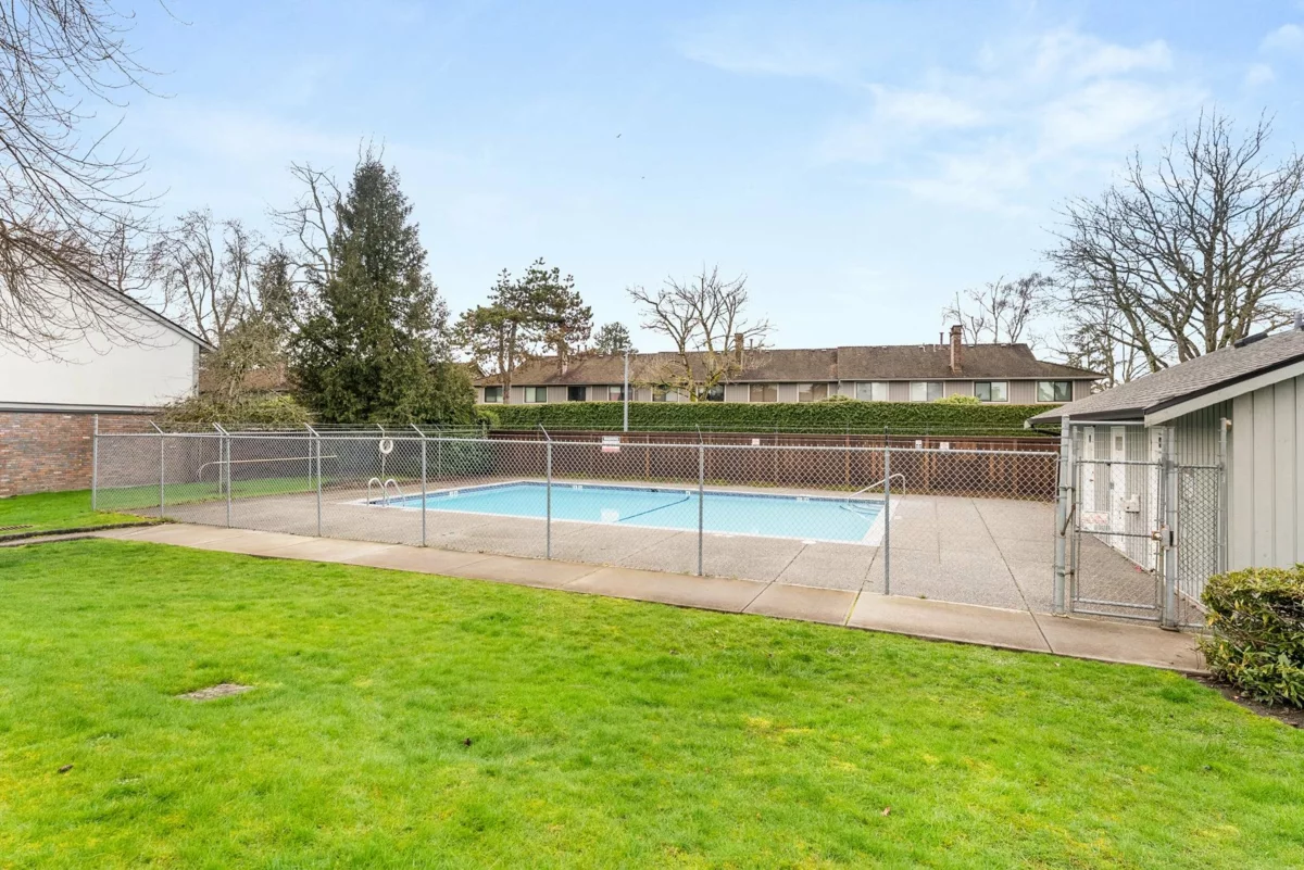 Basement Recreation Room Photo of 42 11551 Kingfisher Drive, Richmond, BC