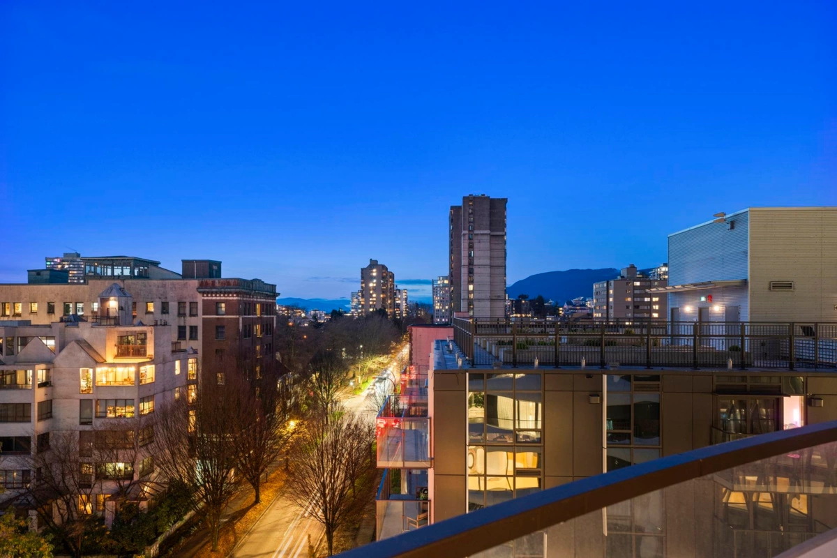 Aerial View of 703 1033 Nelson Street, Vancouver, BC