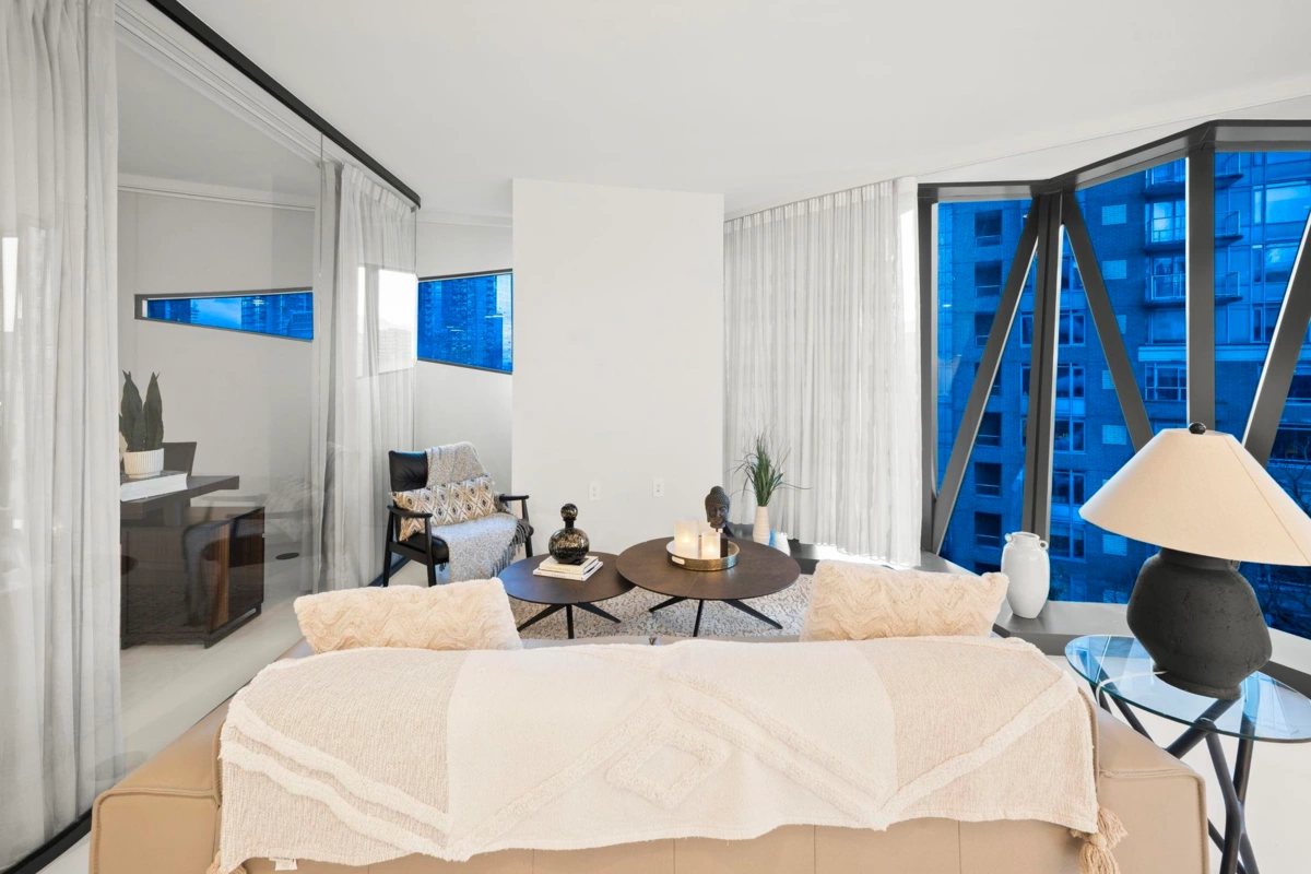 Bedroom 3 Photo of 703 1033 Nelson Street, Vancouver, BC