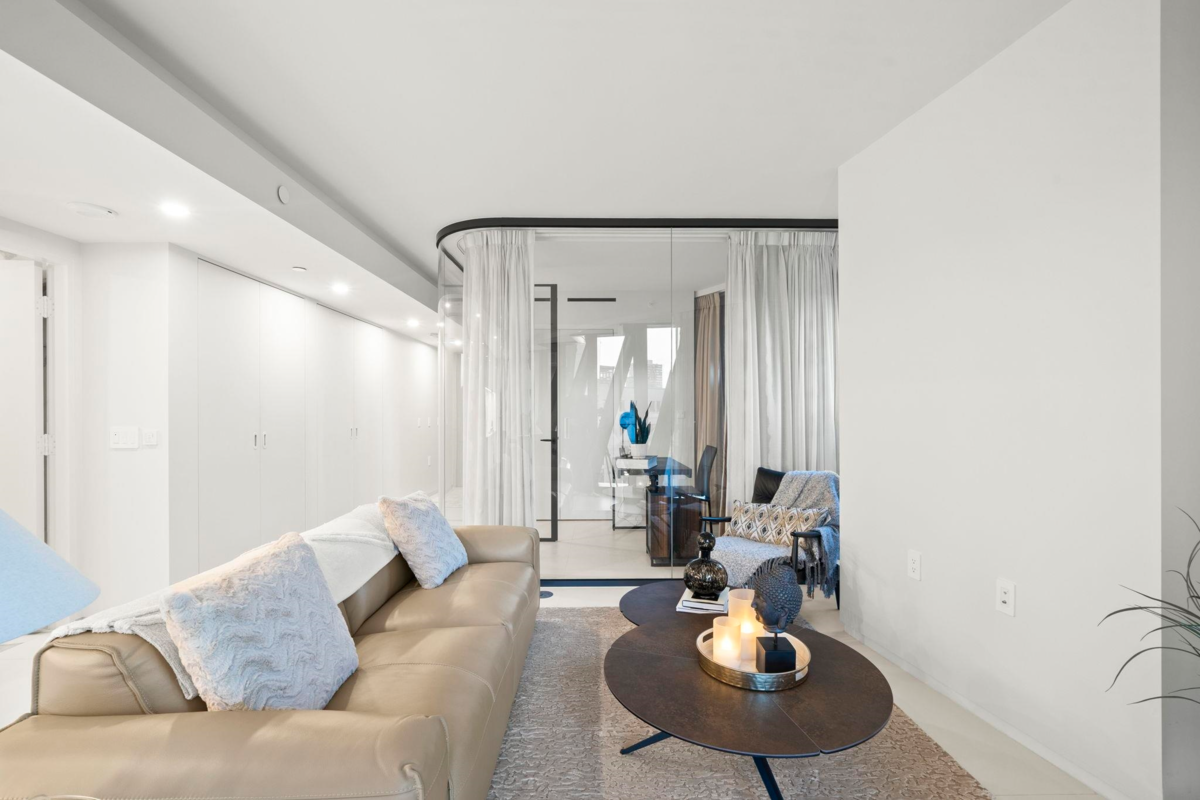 Pantry Photo of 703 1033 Nelson Street, Vancouver, BC