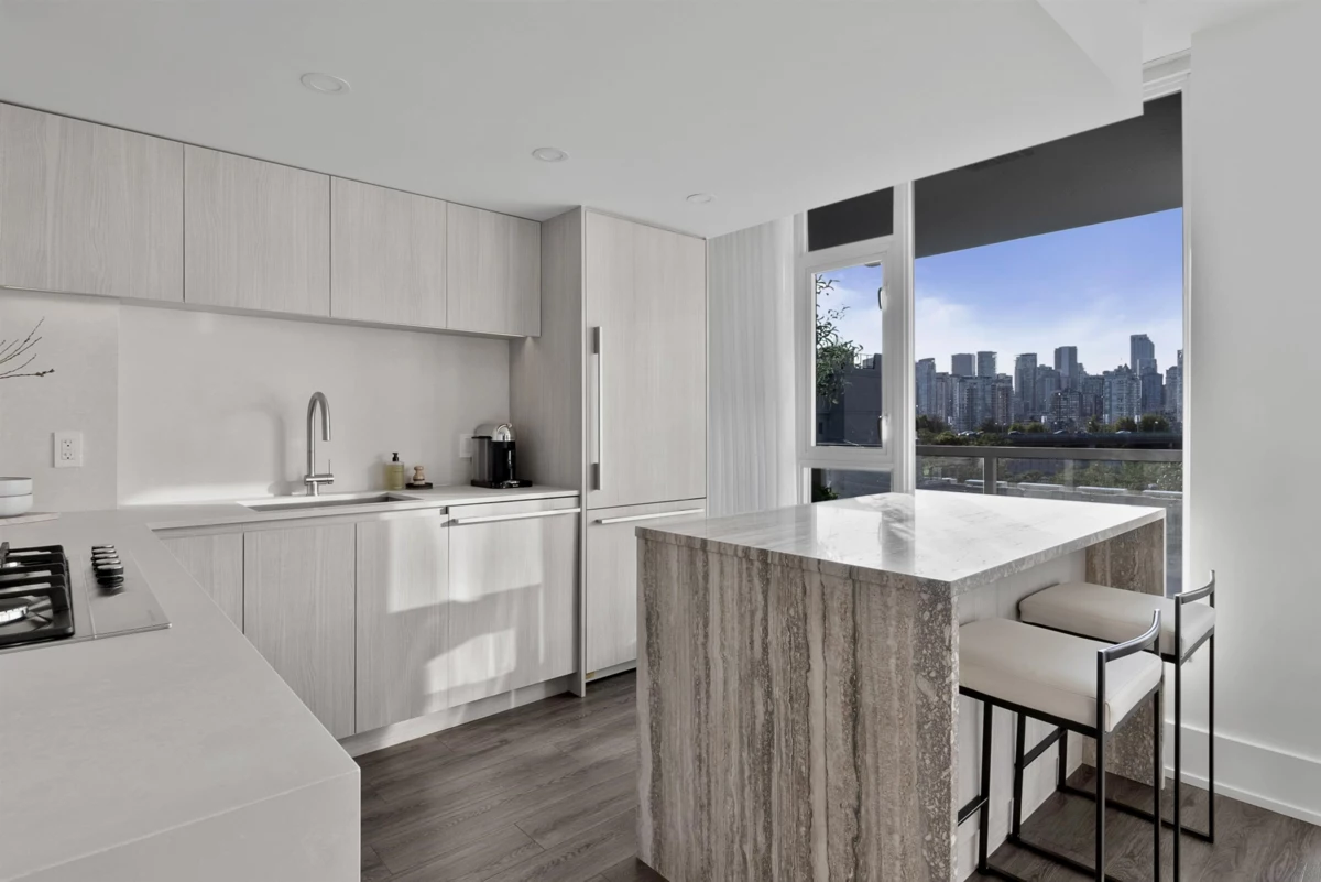 Walk-In Closet Photo of 713 1887 Crowe Street, Vancouver, BC