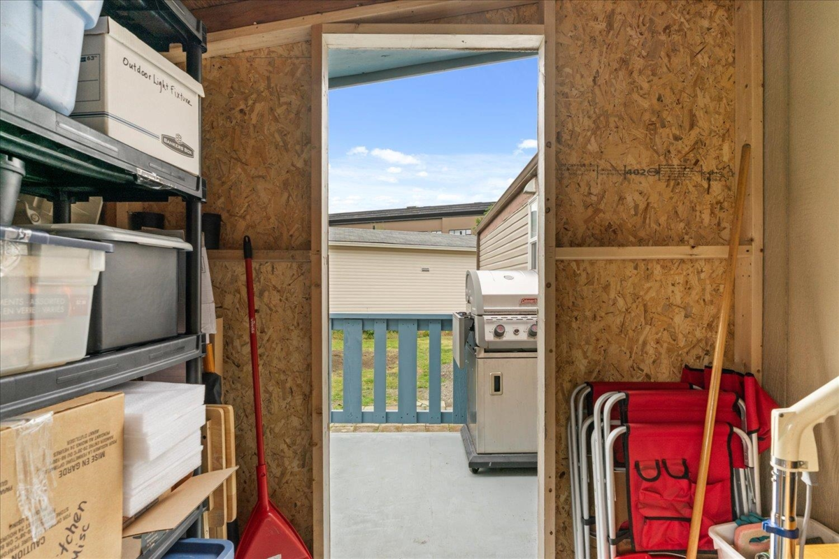Mudroom Photo of 48 45640 Watson Road, Chilliwack, BC