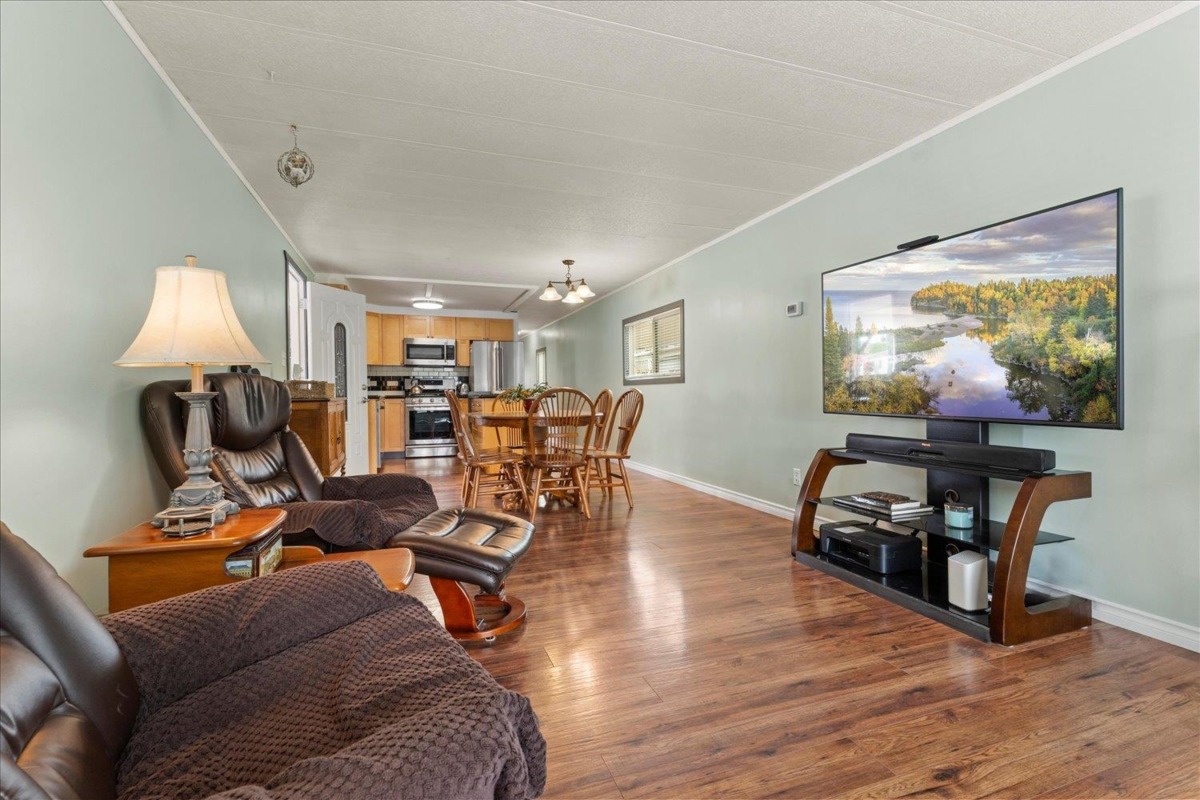 Primary Bathroom Photo of 48 45640 Watson Road, Chilliwack, BC